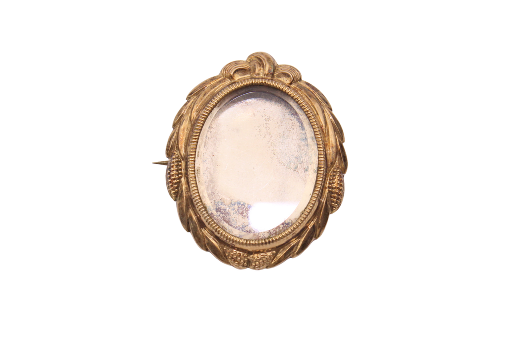 Medaillon Brosche