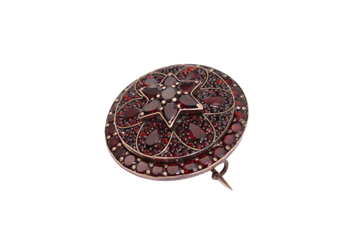Böhmische Granat Brosche