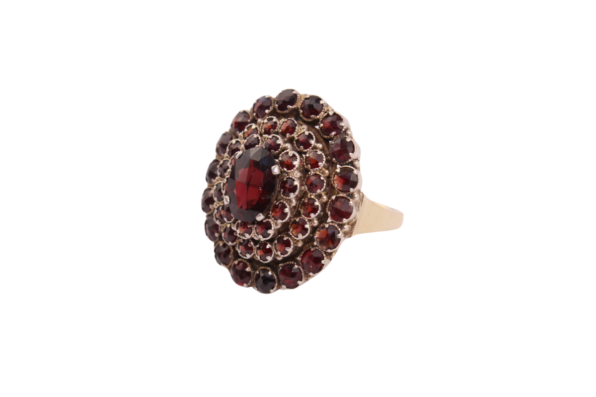 Böhmischer Granat Ring