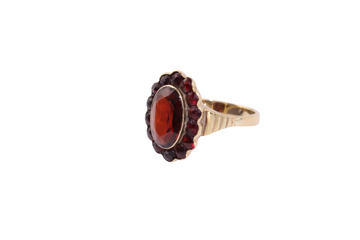 Böhmischer Granat Ring