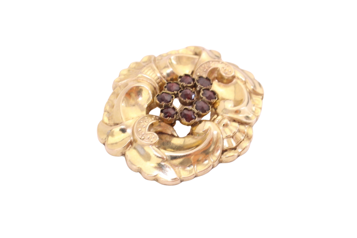Schaumgold Brosche