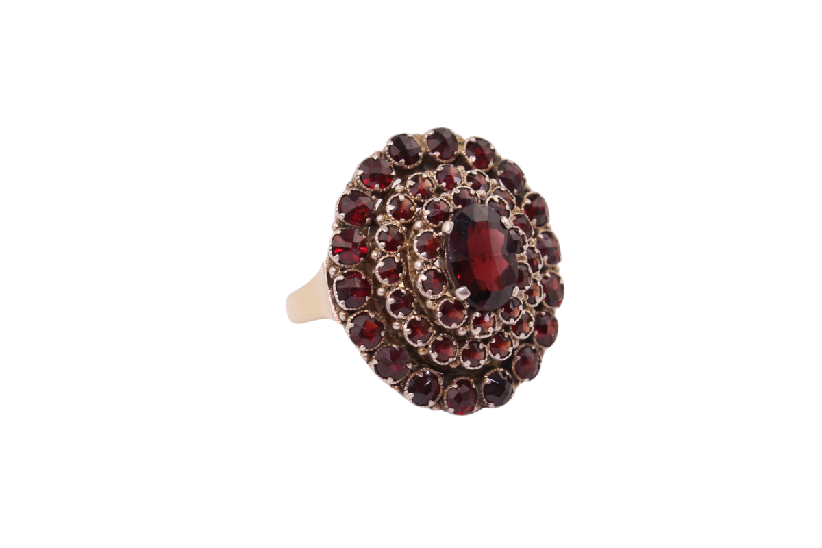 Böhmischer Granat Ring